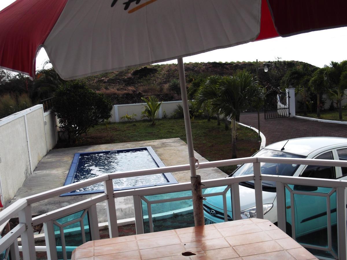 Luxor Residence Guesthouse Belle Mare Exterior photo